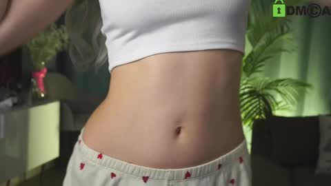 Snapshot of lizbethcoll chatting on 01.09.25 Sunnheart online show from 01.09.25