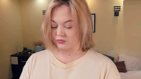 Lizbeth or Lizzy online show from 01.08.25