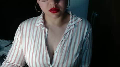 Snapshot of lizbodu chatting on 05.29.26 Lizze Bodu 3 online show from 05.29.26