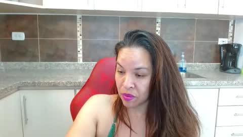 L I Z  E T H   online show from 04.24.26