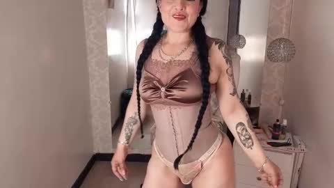 Snapshot of lizha_milf chatting on 09.08.25 Lizha  online show from 09.08.25