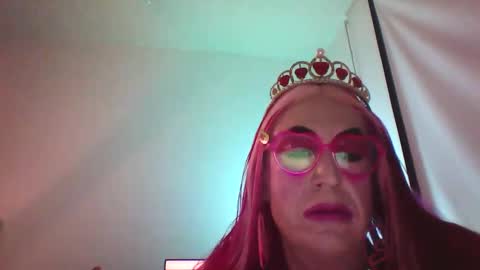 Snapshot of lizicherystrawbery chatting on 12.31.24 Lizi Chery Strawbery online show from 12.31.24