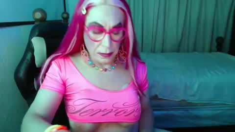 Snapshot of lizicherystrawbery chatting on 02.12.26 Lizi Chery Strawbery online show from 02.12.26