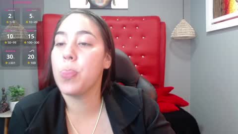 Snapshot of lizzaxs chatting on 12.26.24 lizza online show from 12.26.24