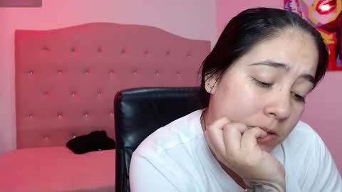 Snapshot of lizzaxs chatting on 09.10.25 lizza online show from 09.10.25