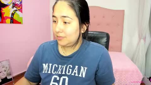 Snapshot of lizzaxs chatting on 10.25.25 lizza online show from 10.25.25