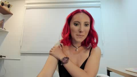 lizzdoux online show from 10.08.25