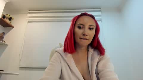 lizzdoux online show from 10.11.25