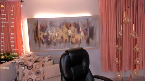 Lizzi  online show from 02.14.25