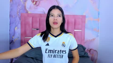 Snapshot of lizzmartin chatting on 02.05.25 Sweet Lizz online show from 02.05.25