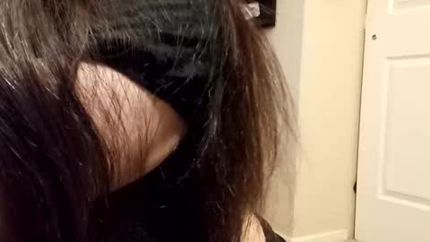 lizzy20066 online show from 11.22.25