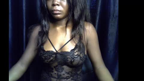 lizzy online show from 10.04.25