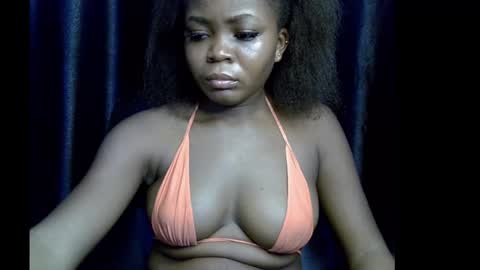 lizzy online show from 10.11.25