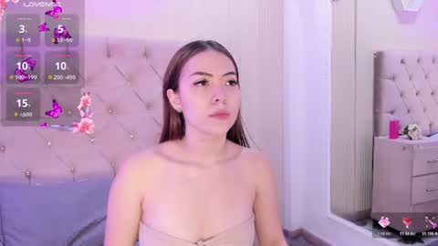 Lizzy Rossie online show from 06.14.26