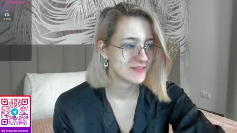 lizzysin online show from 05.25.26