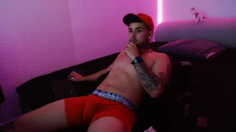 lliamm 2 online show from 01.25.25