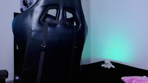 Snapshot of lliamm_2 chatting on 06.15.26 lliamm 2 online show from 06.15.26