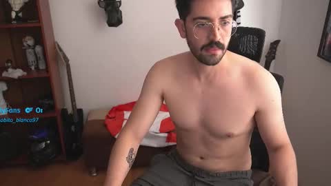 Lobito blanco Thefckingwolf main account online show from 10.31.25