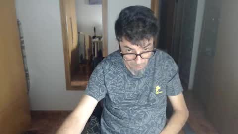 Snapshot of lobosolitario73 chatting on 09.29.25 lobosolitario73 online show from 09.29.25