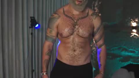 Snapshot of logan_cardenas1 chatting on 06.11.26 logan_cardenas1 online show from 06.11.26