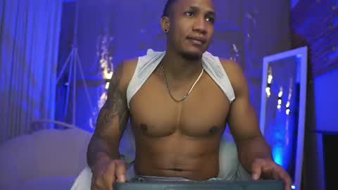 Snapshot of logan_varela chatting on 07.03.26 logan_varela online show from 07.03.26