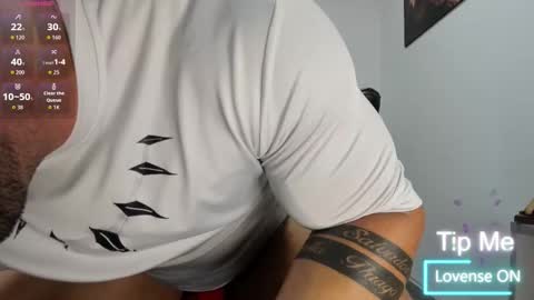 Snapshot of logan_whitters01 chatting on 02.27.26 LOGAN WHITTERS online show from 02.27.26