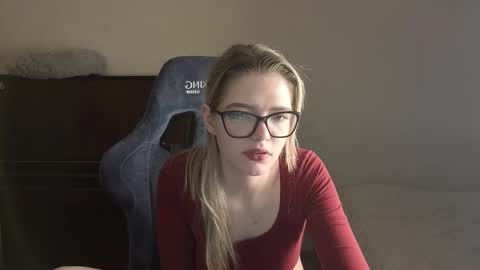 Snapshot of logandrive chatting on 03.19.26 Logan and Katana online show from 03.19.26