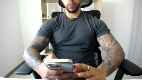 Logan Wolfp online show from 07.21.26