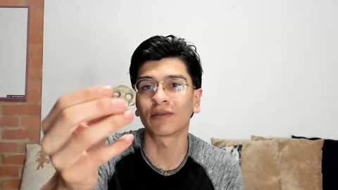 Snapshot of logannick chatting on 02.10.26 Logan online show from 02.10.26