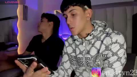 logantwink18 online show from 05.02.26