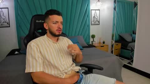 Logan Wolf online show from 02.21.26