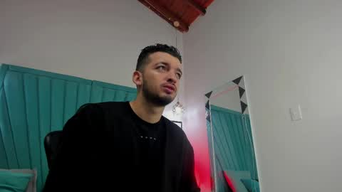 Logan Wolf online show from 03.21.26