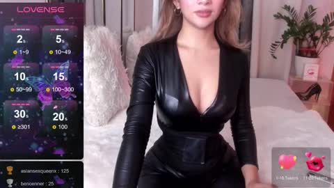 Mistress L online show from 10.02.25