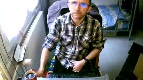 Snapshot of lokoum39 chatting on 12.02.24 lokoum39 online show from 12.02.24