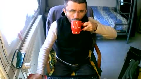 Snapshot of lokoum39 chatting on 12.12.24 lokoum39 online show from 12.12.24