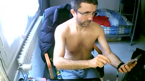 Snapshot of lokoum39 chatting on 01.06.25 lokoum39 online show from 01.06.25