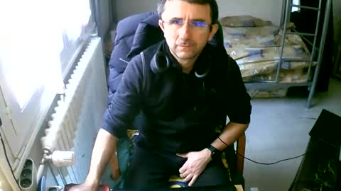 Snapshot of lokoum39 chatting on 01.20.25 lokoum39 online show from 01.20.25