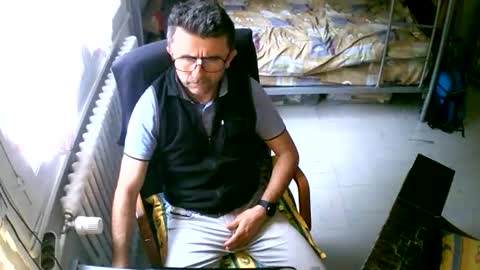 Snapshot of lokoum39 chatting on 09.21.25 lokoum39 online show from 09.21.25