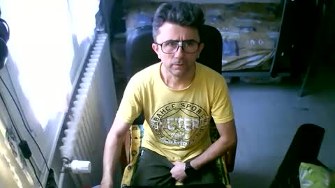 Snapshot of lokoum39 chatting on 12.01.25 lokoum39 online show from 12.01.25