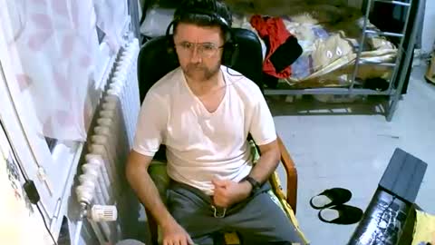 Snapshot of lokoum39 chatting on 12.22.25 lokoum39 online show from 12.22.25