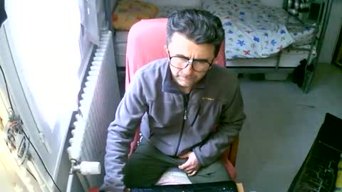 Snapshot of lokoum39 chatting on 02.14.26 lokoum39 online show from 02.14.26