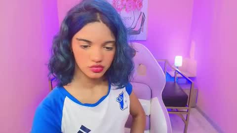 Snapshot of lola__45 chatting on 10.06.25 online show from 10.06.25