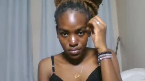 lola_allure online show from 06.12.26