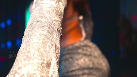 Snapshot of lola_jd chatting on 12.23.24 Lola online show from 12.23.24