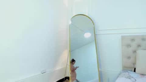 Snapshot of lola_red956680 chatting on 02.13.26 lola red online show from 02.13.26