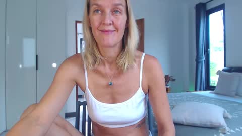 Lola online show from 02.17.26