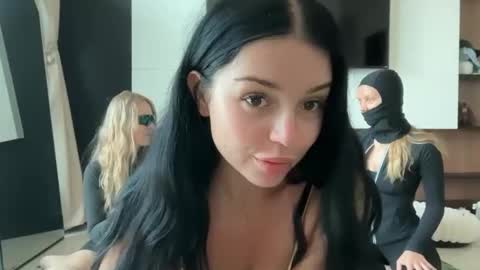 Lola online show from 03.22.26