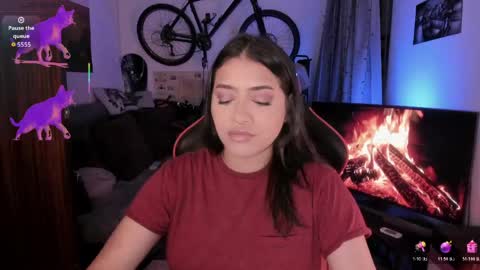 lolaasmith_21 online show from 04.29.26