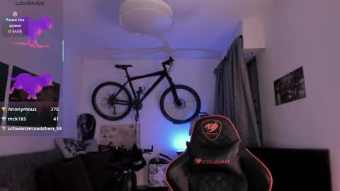 lolaasmith_21 online show from 04.30.26
