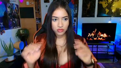 lolaasmith_21 online show from 05.06.26